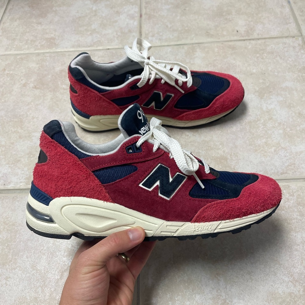 New Balance 990 v2